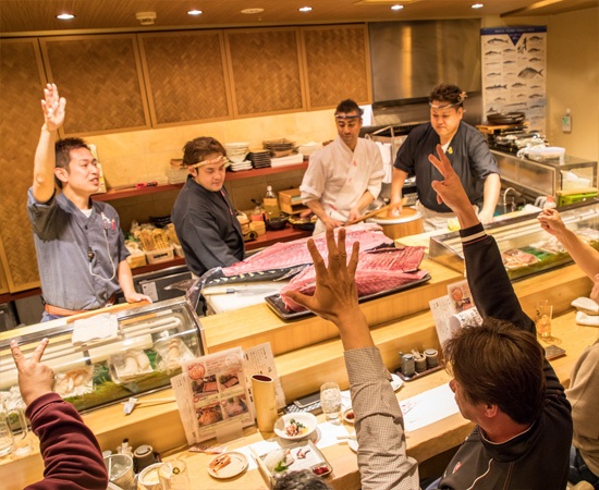 【毎月最終金曜日限定】③まぐろカマ焼き&まぐろカマトロ握り争奪!じゃんけん大会!