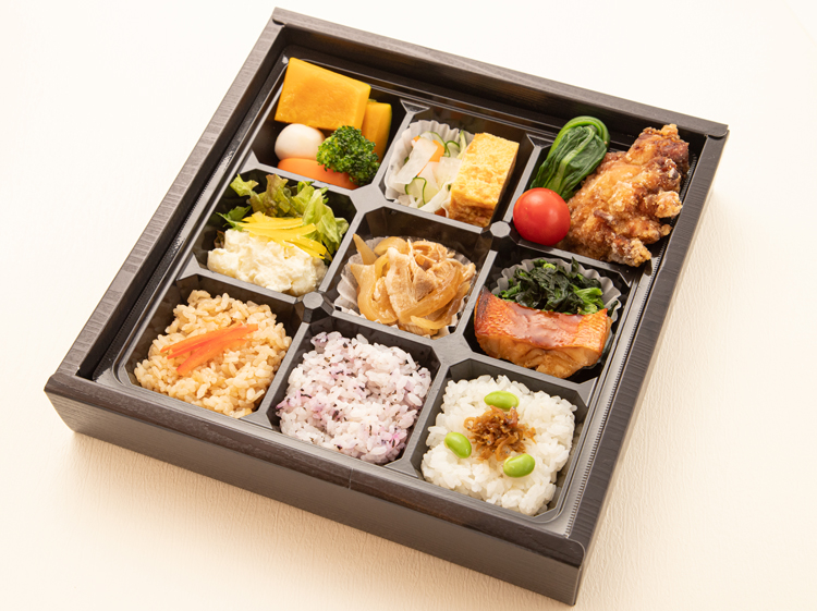 16.三種のごはんと赤魚の照り焼き・鶏唐揚幕の内仕出し弁当